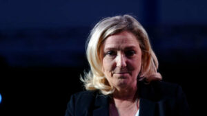 France : Marine le Pen qualifie « d'antidémocratiques » les manifs contre elle