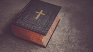 Exorcisme : une fillette de 3 ans meurt pendant une séance aux USA
