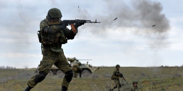 Soldat russe (SERGEY VENYAVSKY, AFP)