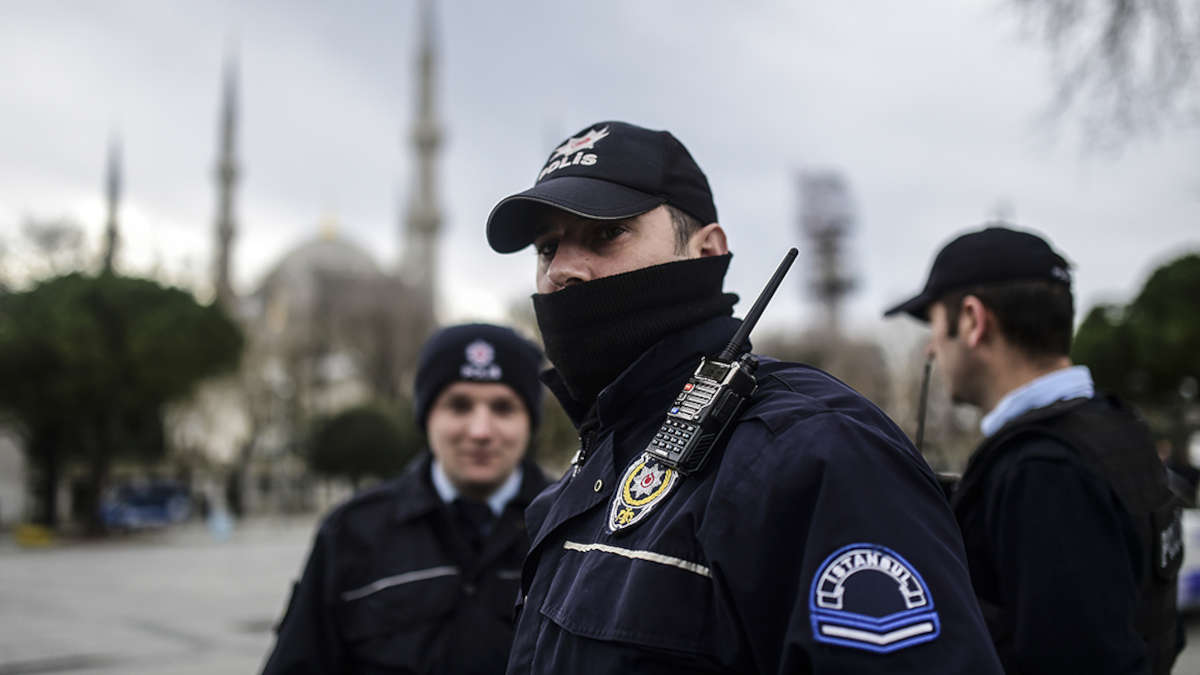 Des policiers turcs. Photo : AFP / BULENT KILIC