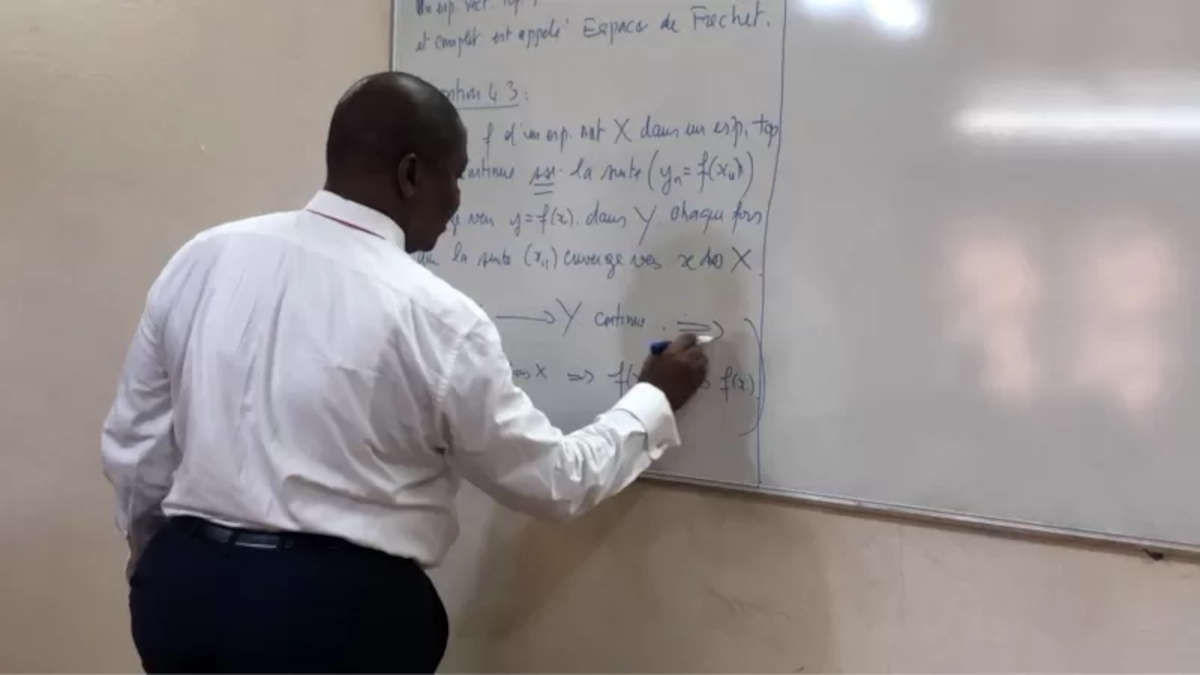 Centrafrique : Touadéra, Président et Professeur de Maths à l'université (VIDEO)