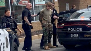 USA : un raciste de 18 ans tue 10 personnes à Buffalo et plaide non coupable