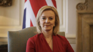 Royaume-Uni : démission de la première ministre Liz Truss, Macron réagit