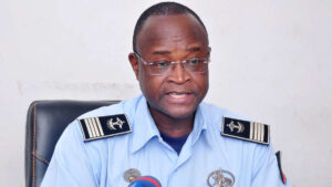 Bénin: Le porte-parole de la police Roger Tawès désormais docteur en histoire
