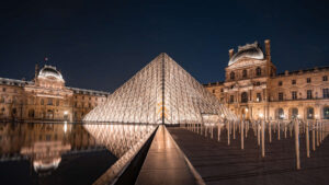 France : L'ex-chef du Louvre est suspendu de ses fonctions d'ambassadeur du patrimoine culturel