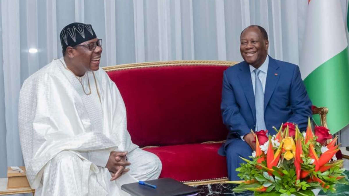 Guinée : Ouattara dit compter sur Yayi pour amener la Cedeao à « trouver une solution »