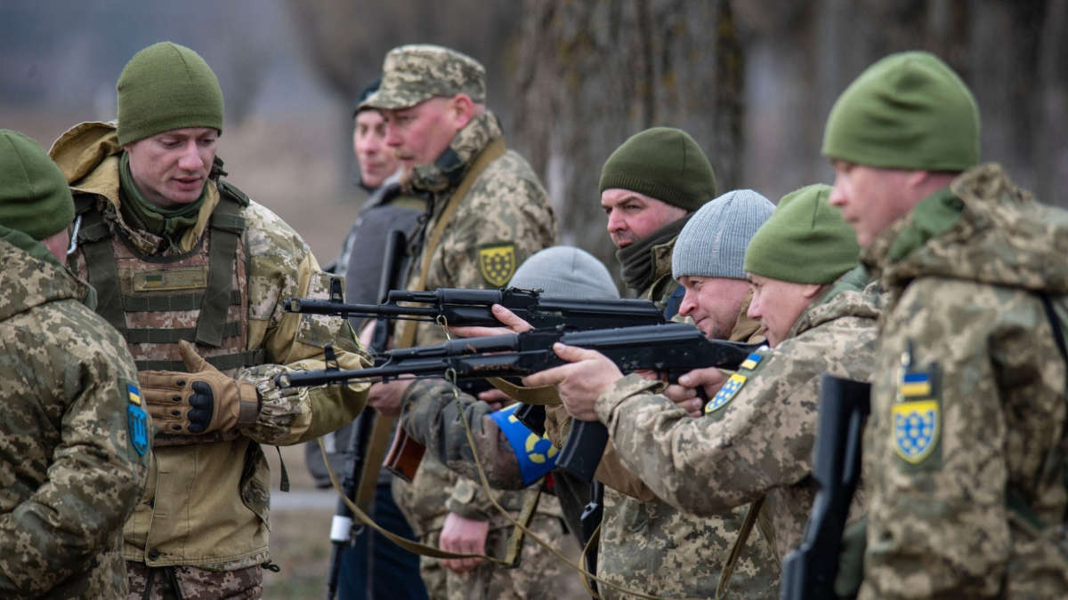 des soldats ukrainiens
