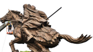 Bénin: après la statue de l'Amazone, celle de Bio Guéra dévoilée à Cotonou