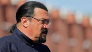 Steven Seagal : Poutine récompense l'acteur américain