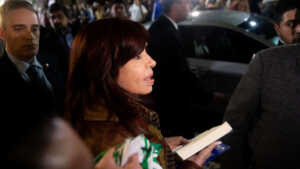Un homme tente de tuer la vice-présidente argentine Cristina Kirchner