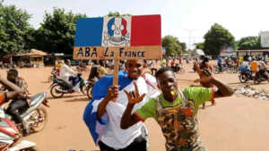 Afrique: un responsable russe pointe un sentiment anti-occidental et appelle à en profiter