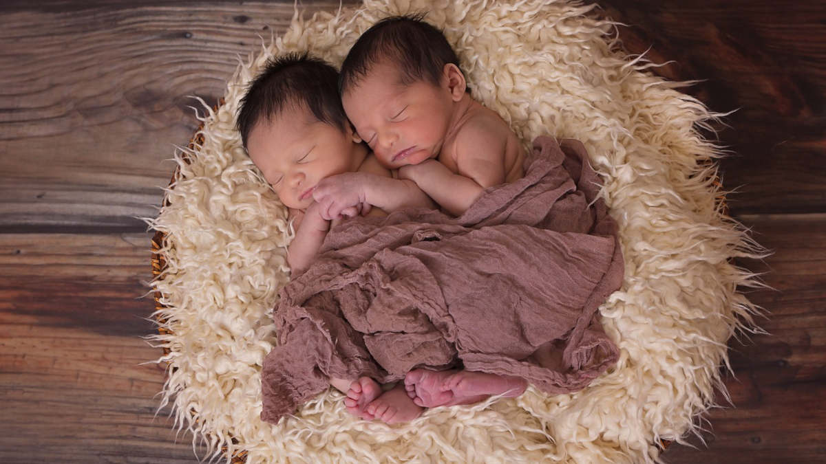 USA : des jumeaux naissent à partir d’embryons congelés en 1992
