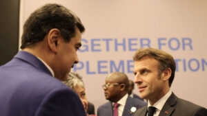 Venezuela: Macron tente-t-il un rapprochement pour le pétrole ?