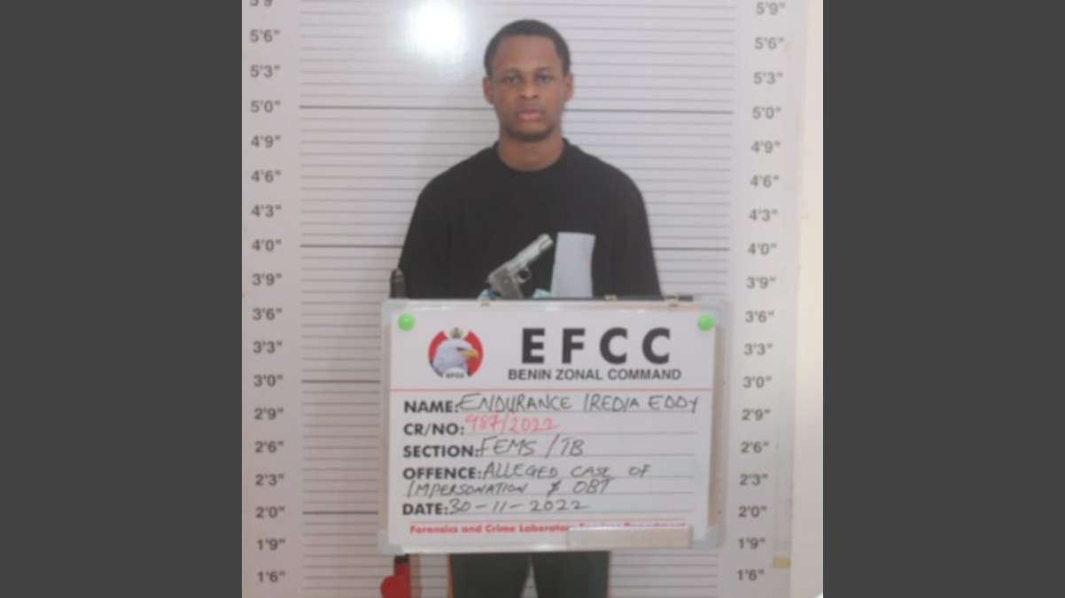 Un cybercriminel qui a soutiré 522000 euros à une britannique arrêté au Nigéria