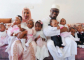 Mali: les parents des nonuplés (neuf bébés) rentrent du Maroc