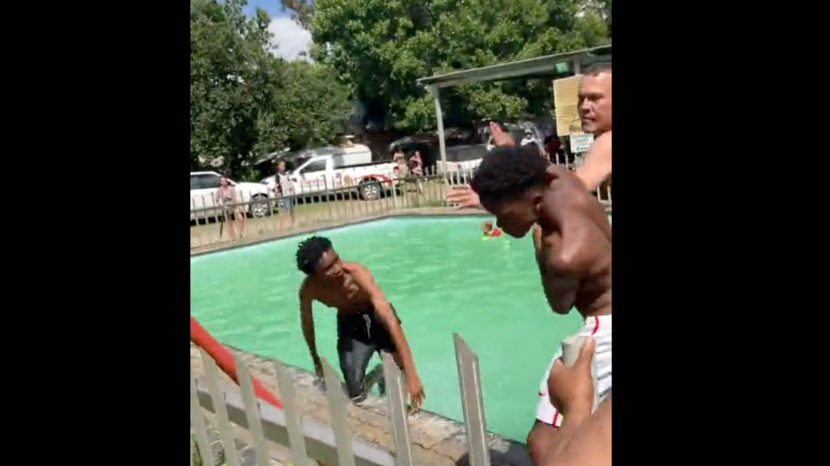Afrique du sud: des ados noirs agressés pour une piscine «réservée aux blancs» (vidéo)