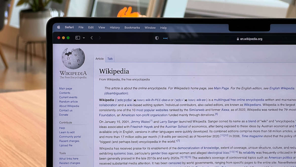 La Russie veut concurrencer Wikipedia avec Znania en 2023