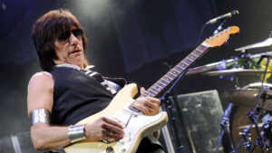 Décès du guitariste de légende des Yardbirds Jeff Beck