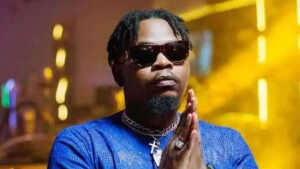 Olamide: «Si vous avez un problème, appelez Dieu»