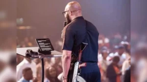 Sermon avec un AK-47: un pasteur nigérian bientôt au cœur d’une enquête