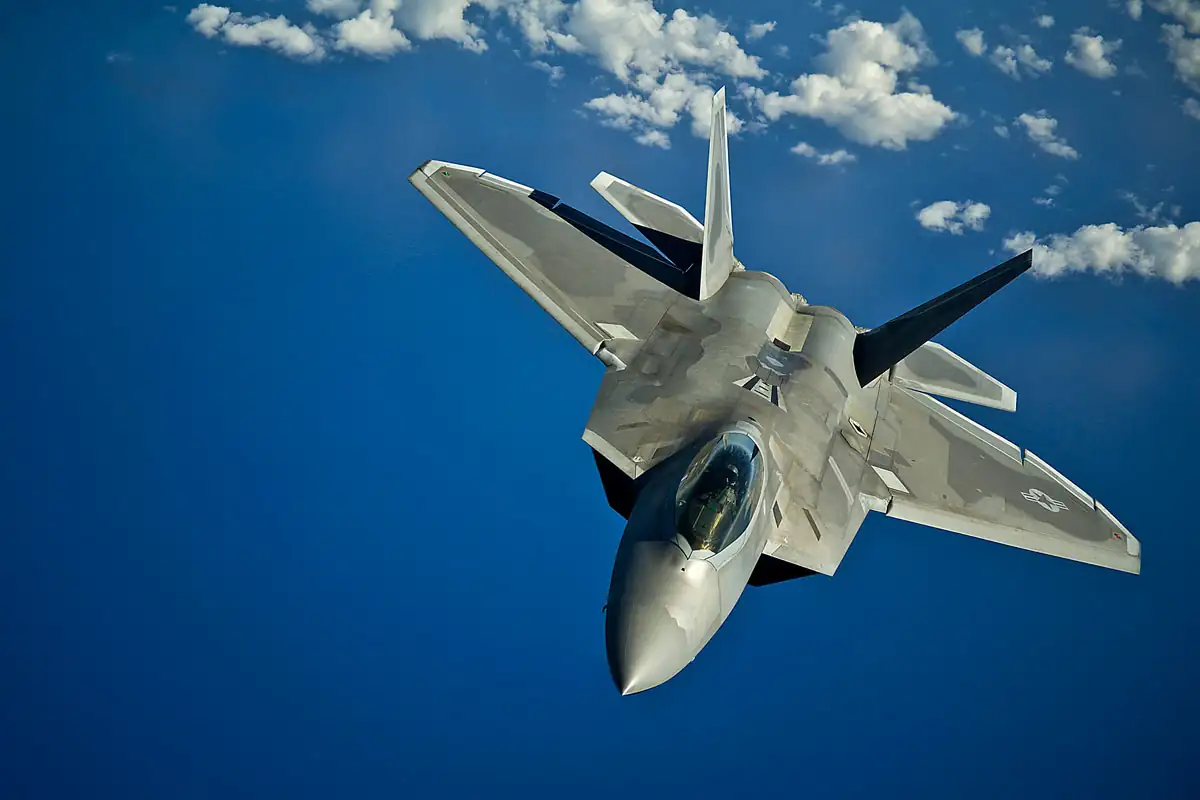 Un F-22 Raptor américain _  Photo: military.com