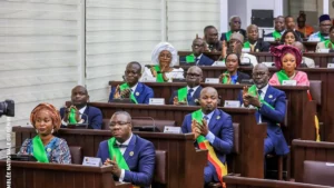 Révision de la constitution: Le premier rapport examiné ce jour en commission