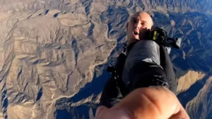 Cet influenceur admet avoir crashé son avion pour augmenter ses vues sur Youtube