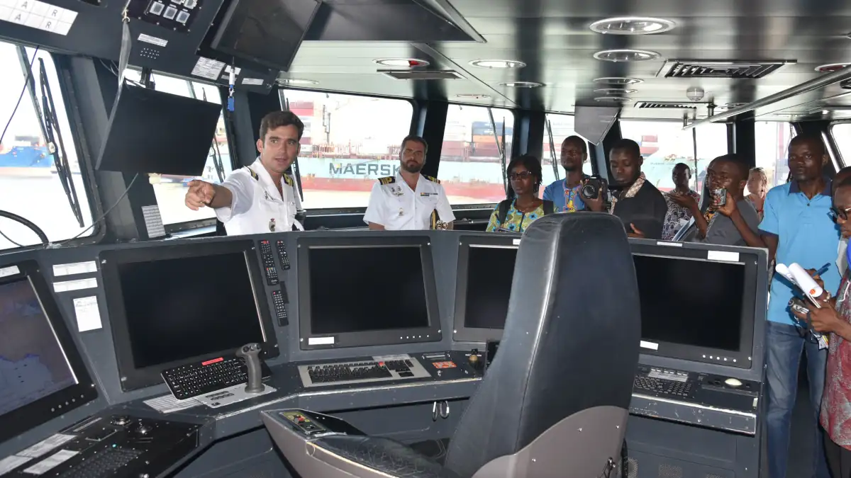 Présences Maritimes Coordonnées de l'UE: escale à Cotonou du navire espagnol «Tornado»