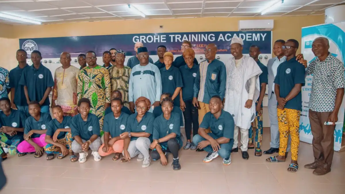 GROHE et SOS Villages d’Enfants Bénin lancent une formation en plomberie