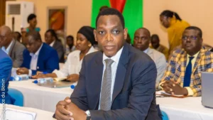 Bénin : Le ministre Yvon Détchénou procède à la mutation de 69 fonctionnaires