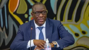 Sénégal : baisse de salaire en vue pour les enseignants ?