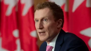 Étudiants étrangers: le Canada veut lutter contre les fraudes