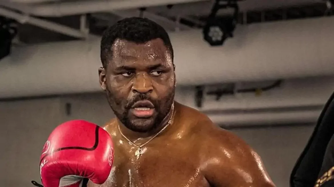 Boxe: Francis Ngannou mis KO par Anthony Joshua