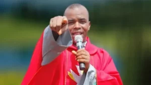 Nigéria: les sombres prédictions d'un religieux qui charge Tinubu