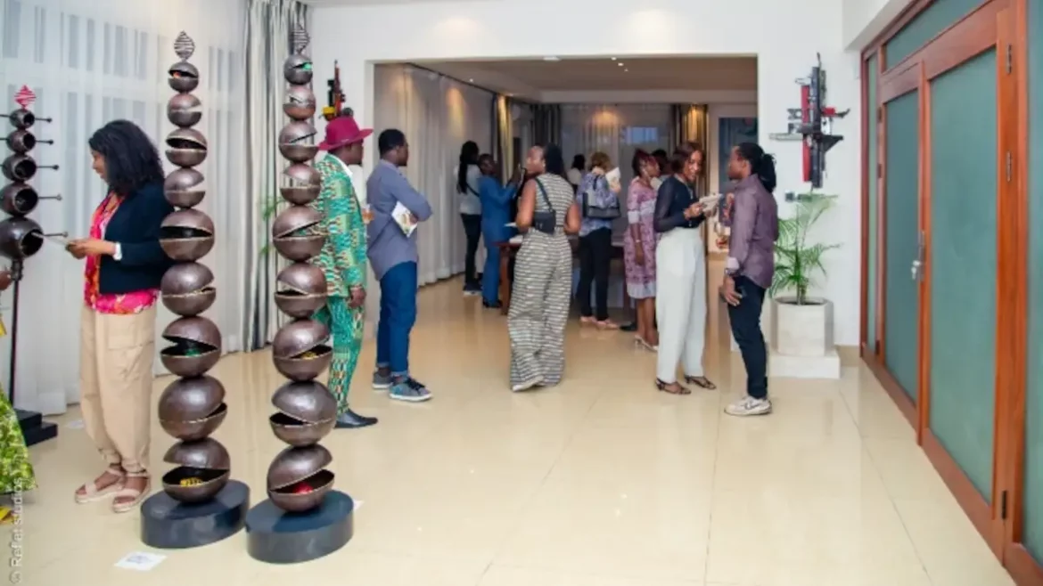 Vernissage à la Résidence de l'UE au Bénin : Charly d'Almeida et Ninon Aglindo à l'honneur