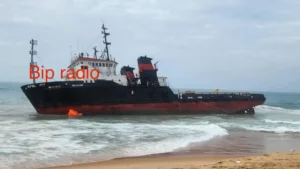 Navire échoué à la plage de Fidjrossè : Quid de la sécurité des eaux béninoises ?