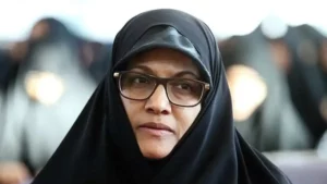 Présidentielle en Iran: pour la première fois, une femme dépose sa candidature