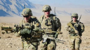 Armées: cet allié des USA veut recruter des étrangers dans ses forces