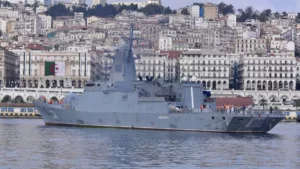 Maghreb: un navire militaire russe a accosté dans un port