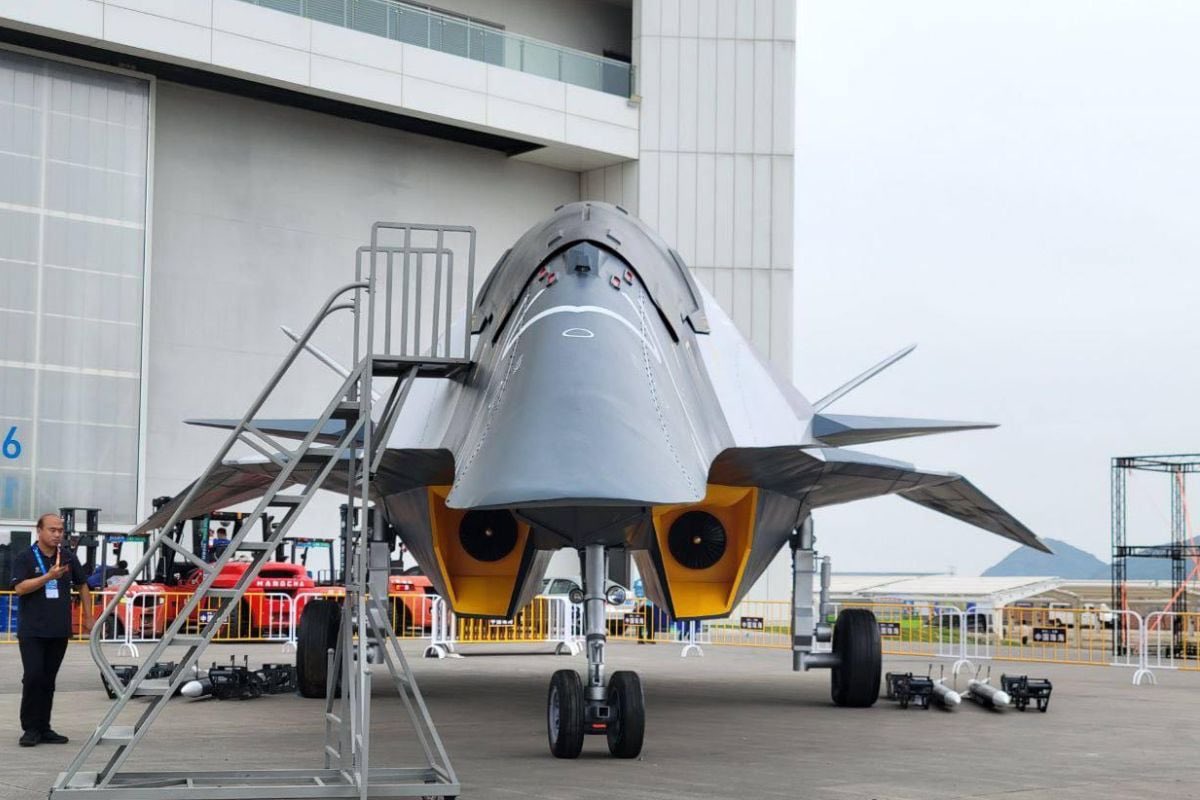 Armement : la Chine réussit le vol test d'un avion de chasse de dernière génération (vidéo)