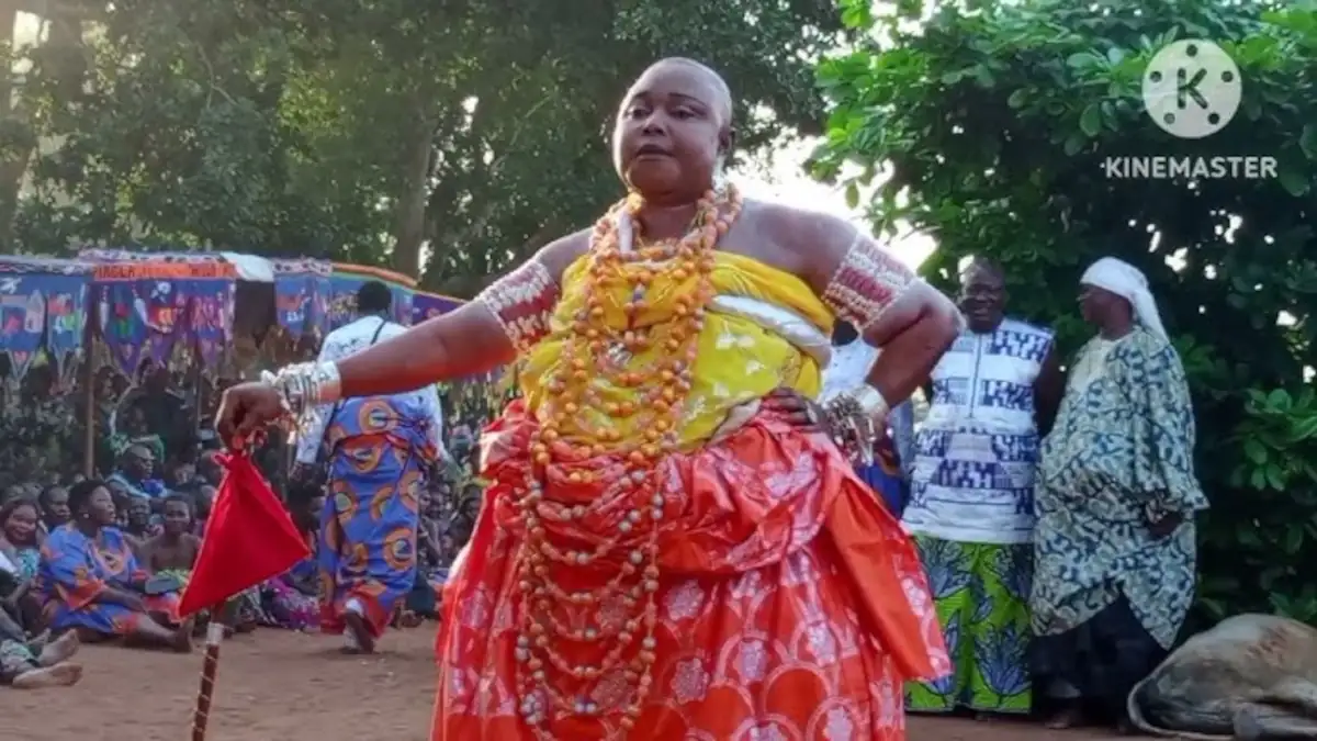 Culte de la divinité Zomadonou: Une célébration spirituelle et culturelle de la bravoure dans le roy...