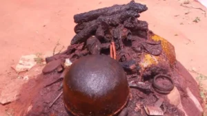 Vodoun Gou au Bénin : Le dieu des métaux et protecteur contre les accidents