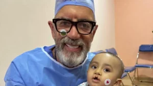 Maghreb: un millionnaire écossais redonne le sourire à des enfants