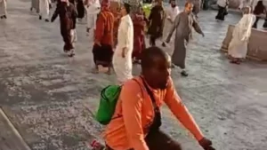 Afrique : un pèlerin se rend à la Mecque en vélo