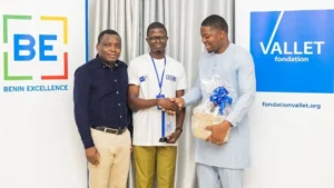 Bénin : Le journaliste Bonaventure Agbon remporte le Grand Prix de l’EEEJ Senior 2025