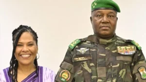 Niger : après Kemi Seba, Nathalie Yamb reçoit un passeport diplomatique