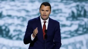 USA : l'activiste Charlie Kirk, allié de Trump, meurt après une fusillade
