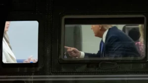 Trump et Melania : une scène remarquée sous l’œil des caméras