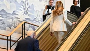 Trump tourne en dérision l’ONU après un problème technique