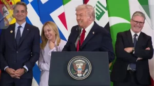 Trump déclare qu'il a “du mal à croire que Macron fasse profil bas aujourd’hui”